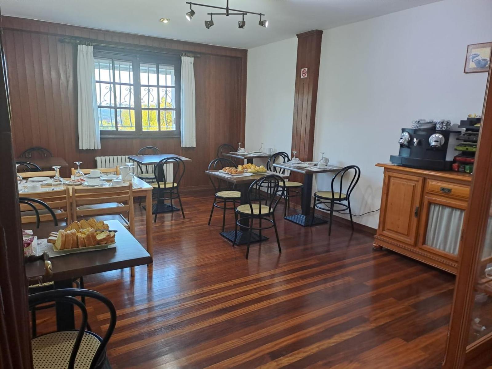 Hostal Boavista Costoia Εξωτερικό φωτογραφία